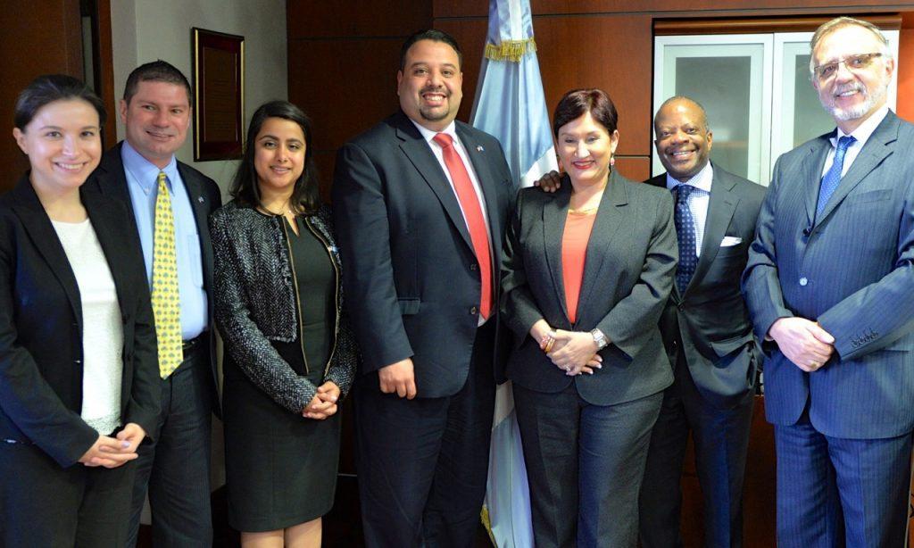 US Ambassador Todd Robinson (second from right) and Cicig Commissioner Iván Velásquez (right) are working frantically to cement collectivist control of the Guatemalan judiciary, as a step to dominate the country.