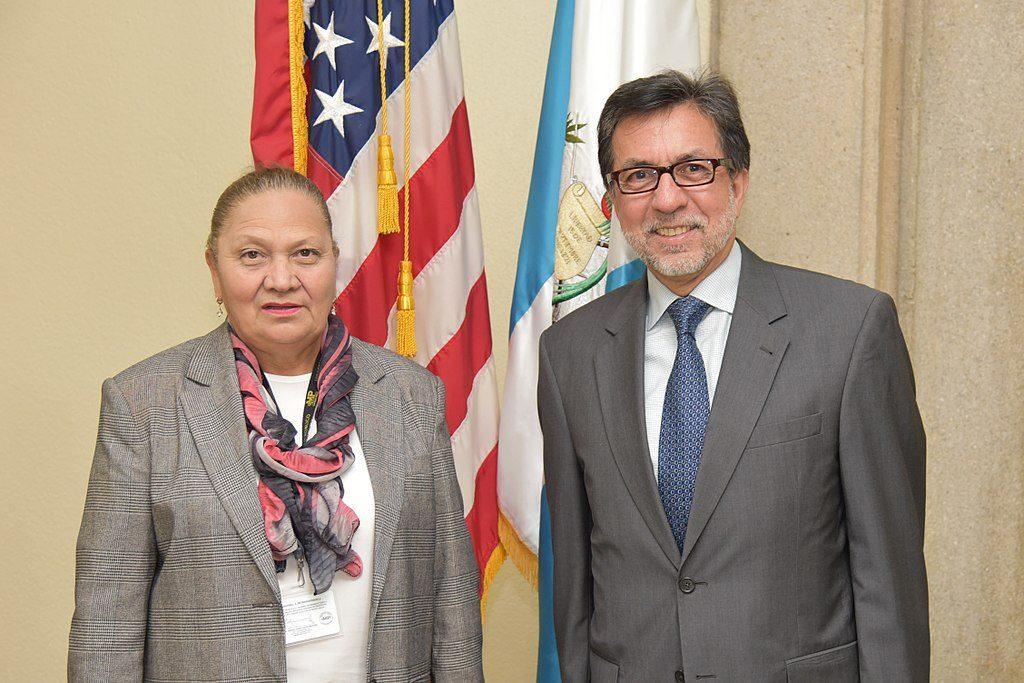 Guatemala's Attorney General María Consuelo Porras and U.S. Ambassador Luis Arreaga. (Wikimedia)