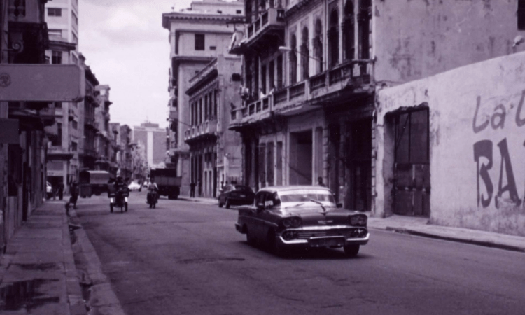 io-ft-San-Lazaro-Street -Cuba