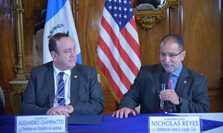 La relación entre EE. UU. y Guatemala es demasiado importante para el partidismo. Si EE. UU. pierde a Guatemala, pierde a Centroamérica.